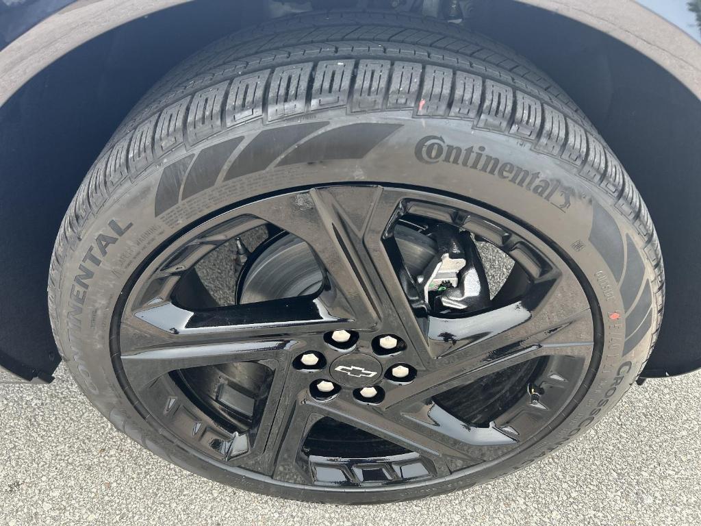 new 2025 Chevrolet Equinox EV car, priced at $34,090