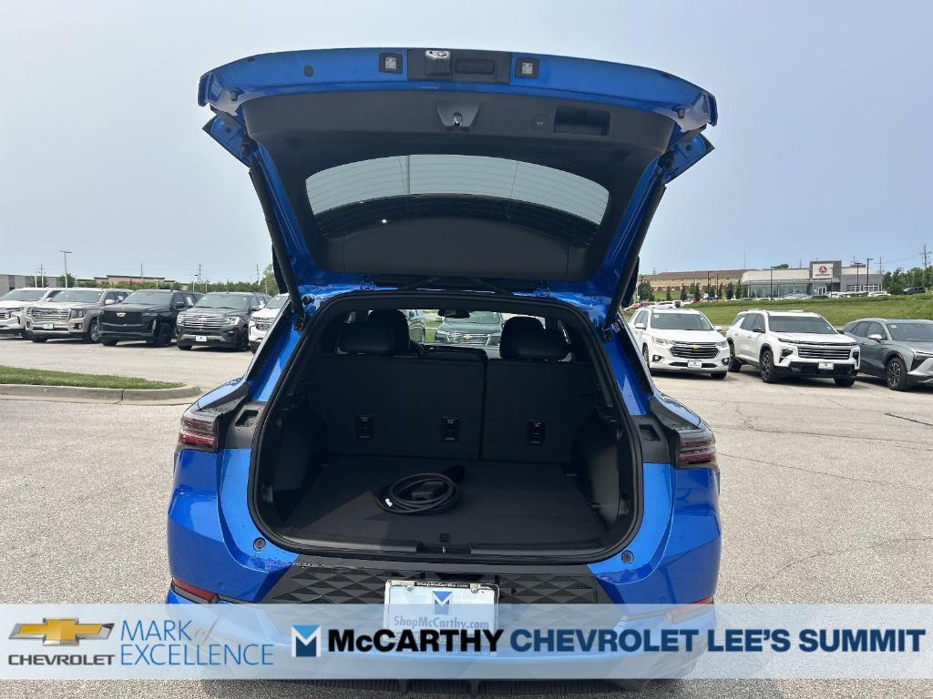 new 2025 Chevrolet Equinox EV car, priced at $33,840