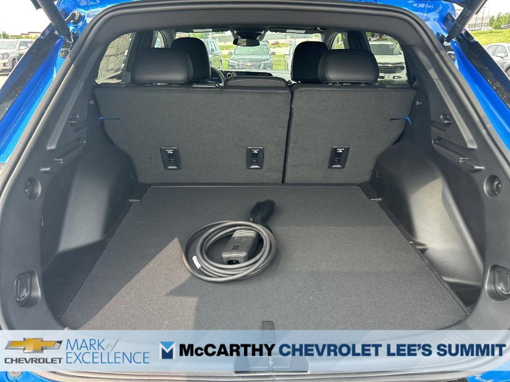 new 2025 Chevrolet Equinox EV car, priced at $33,840