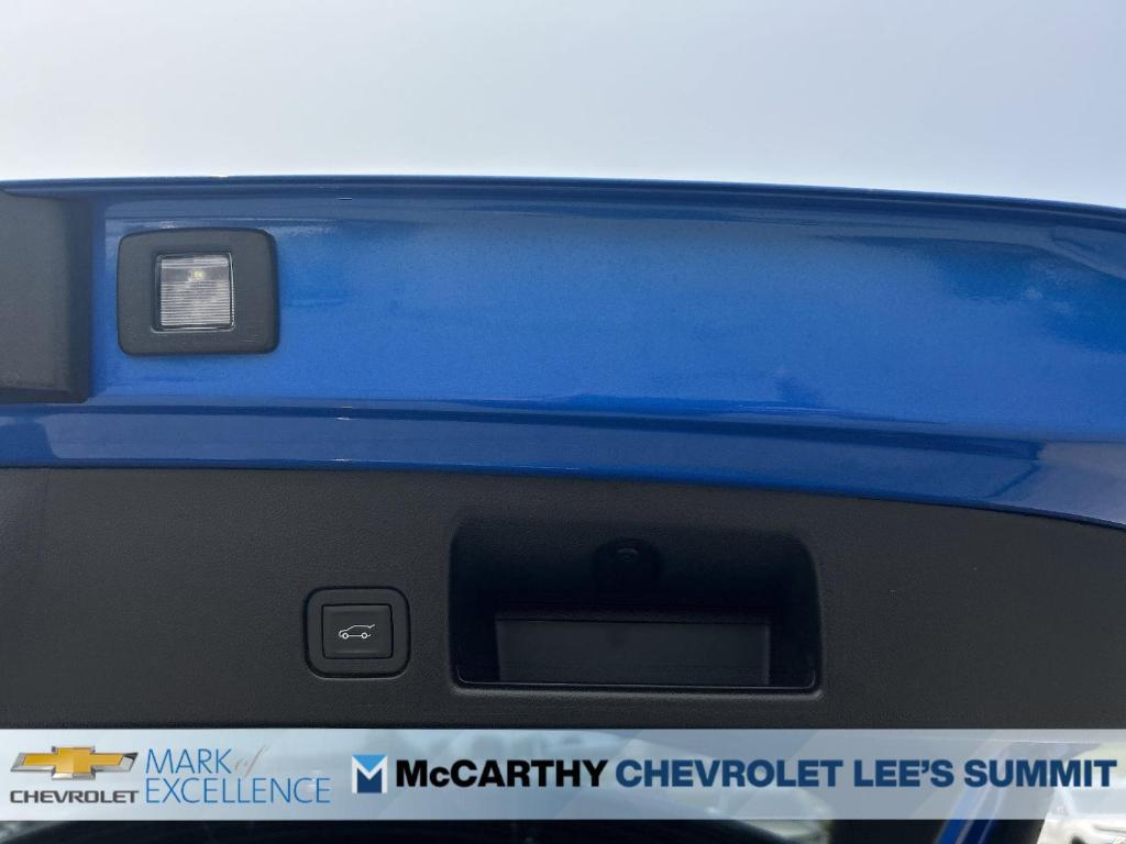 new 2025 Chevrolet Equinox EV car, priced at $33,840