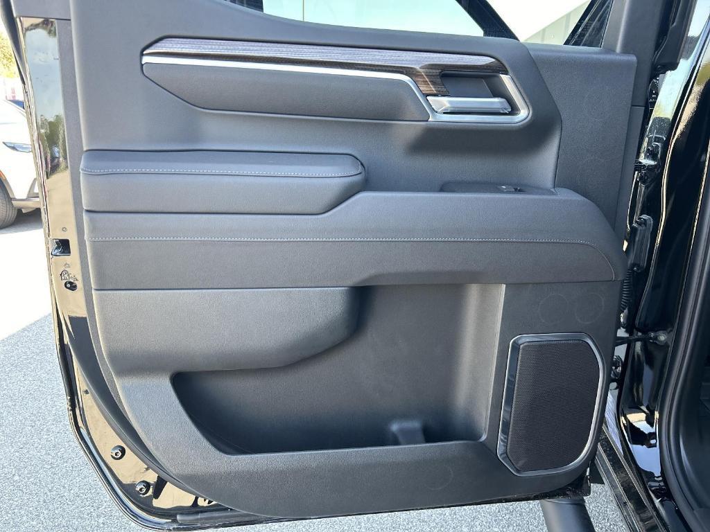 new 2025 Chevrolet Silverado 1500 car