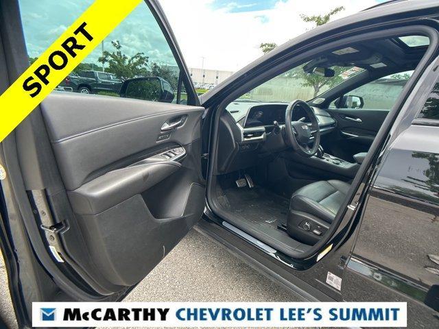 used 2024 Cadillac XT4 car, priced at $41,500