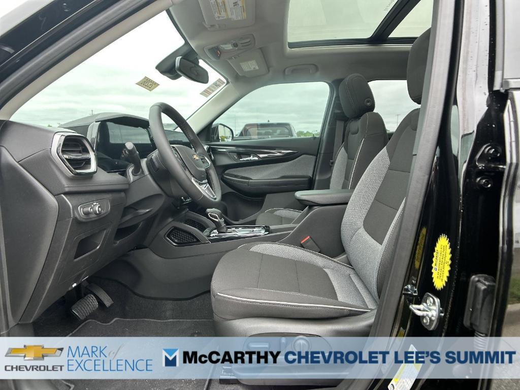 new 2025 Chevrolet TrailBlazer car, priced at $29,965