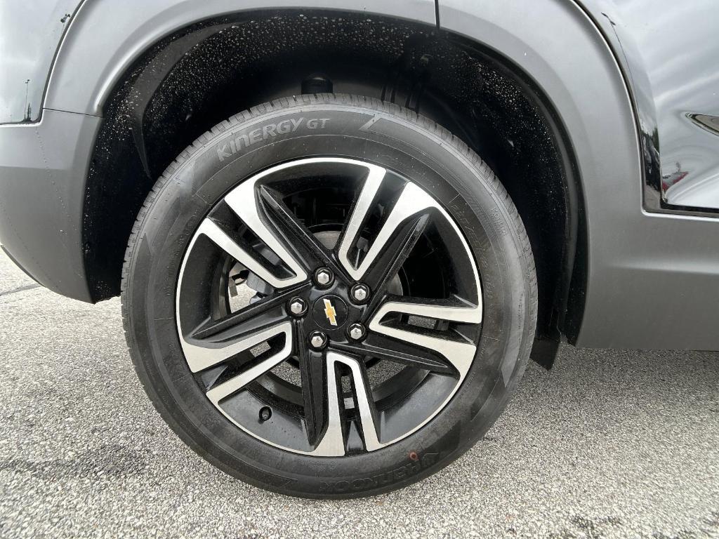 new 2025 Chevrolet TrailBlazer car, priced at $29,965