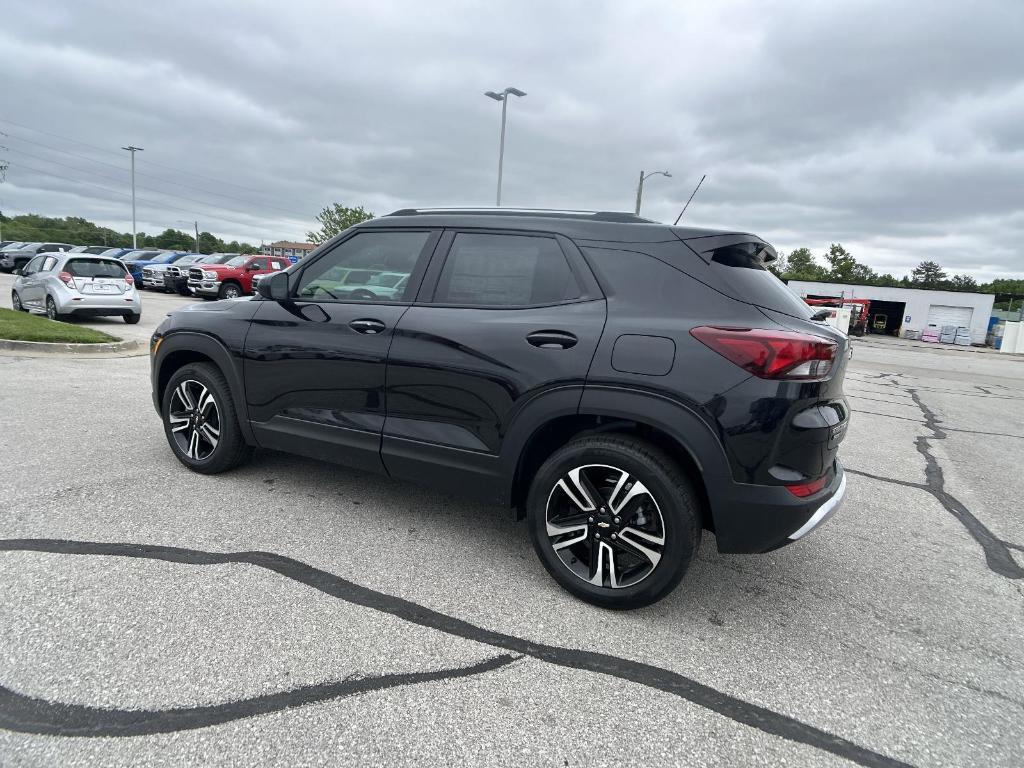 new 2025 Chevrolet TrailBlazer car, priced at $29,965