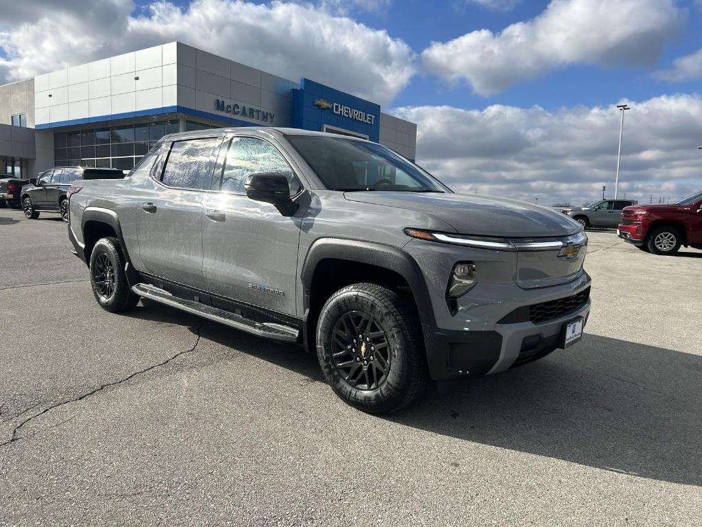 new 2025 Chevrolet Silverado EV car