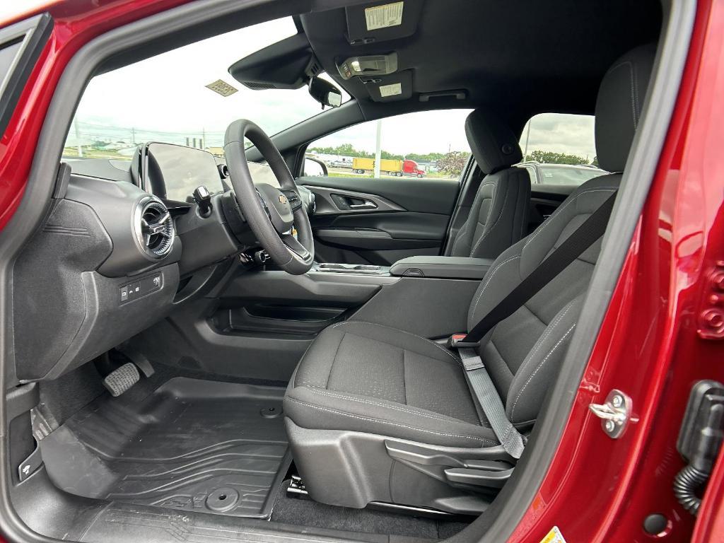 new 2025 Chevrolet Equinox EV car, priced at $25,635