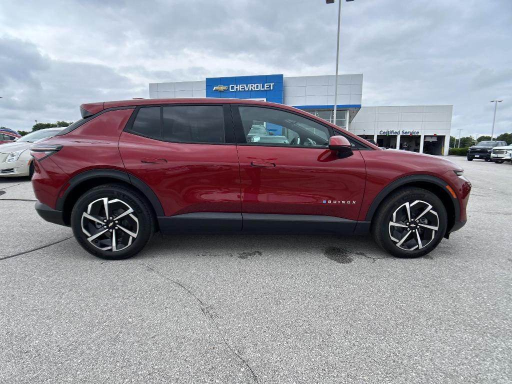 new 2025 Chevrolet Equinox EV car, priced at $25,635