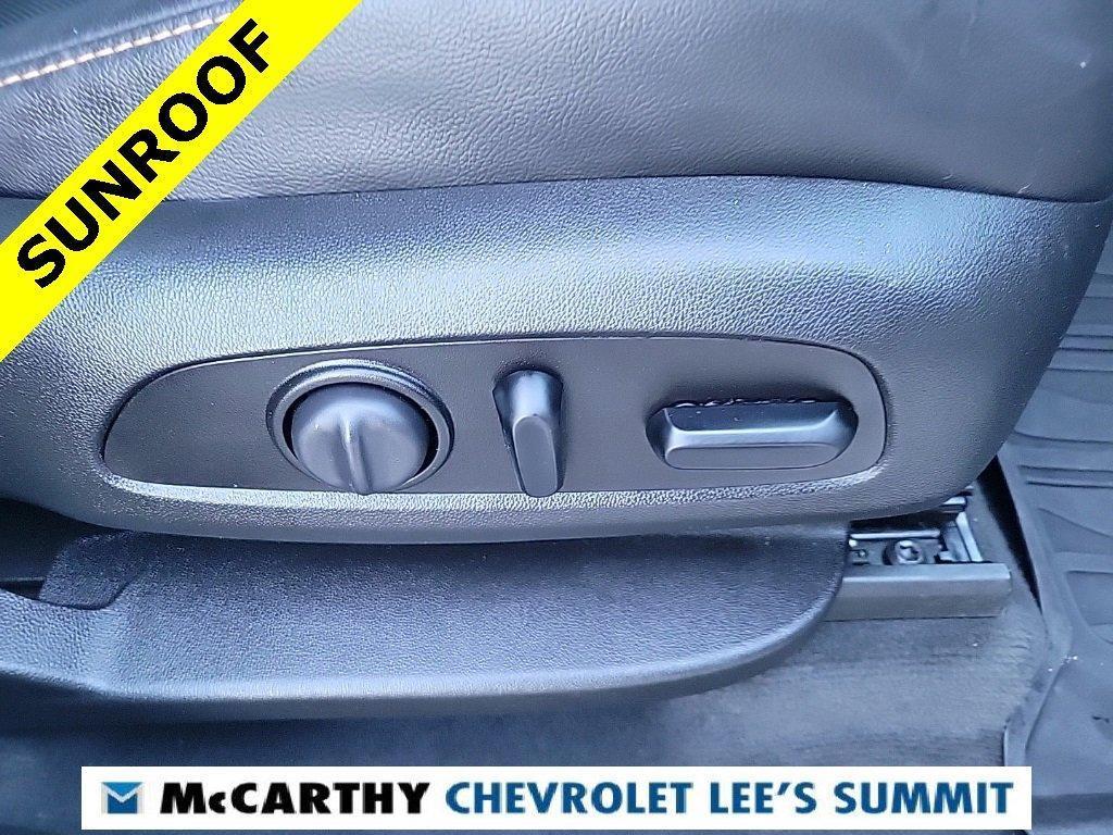 used 2021 Chevrolet Traverse car, priced at $32,500