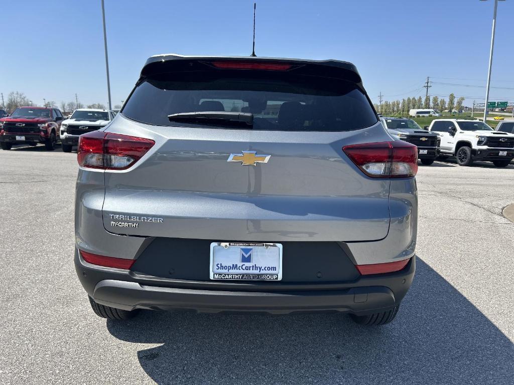 new 2025 Chevrolet TrailBlazer car, priced at $24,430