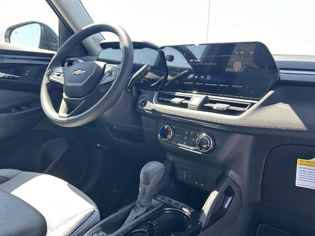 new 2025 Chevrolet TrailBlazer car, priced at $24,430