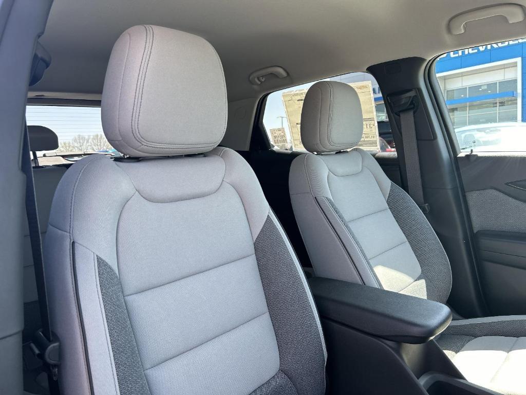 new 2025 Chevrolet TrailBlazer car, priced at $24,430