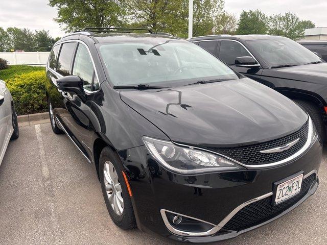 used 2019 Chrysler Pacifica car, priced at $17,000