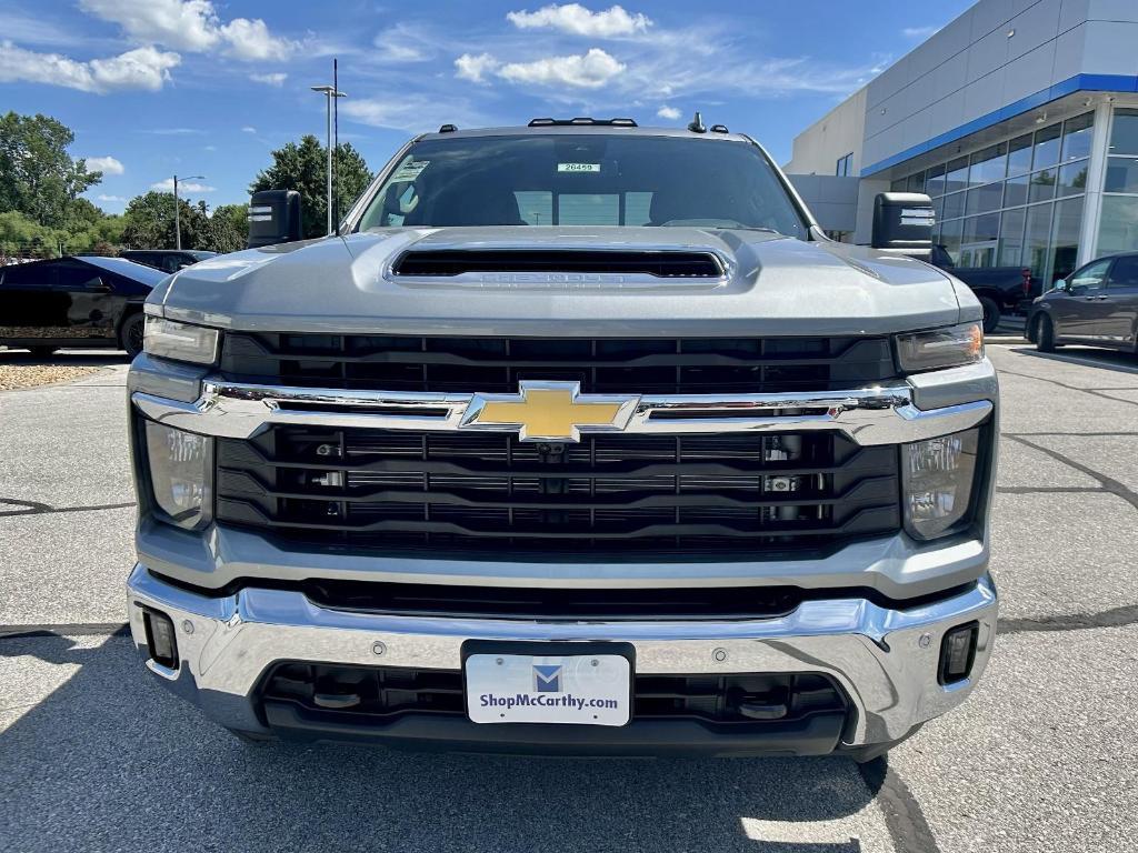 new 2025 Chevrolet Silverado 3500 car