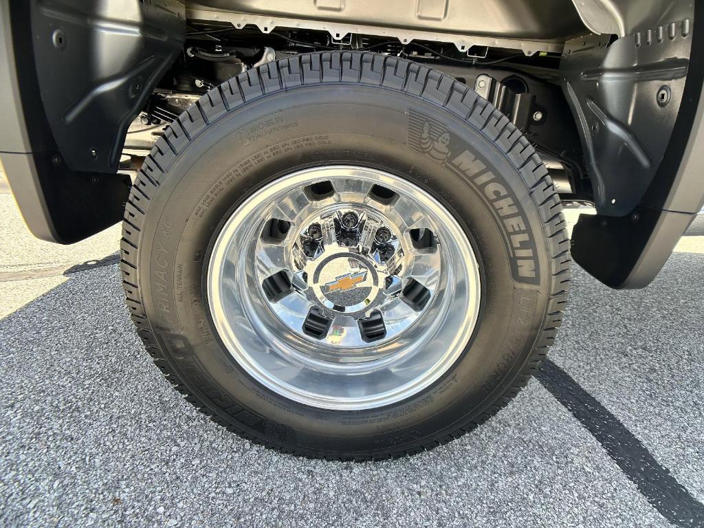 new 2025 Chevrolet Silverado 3500 car