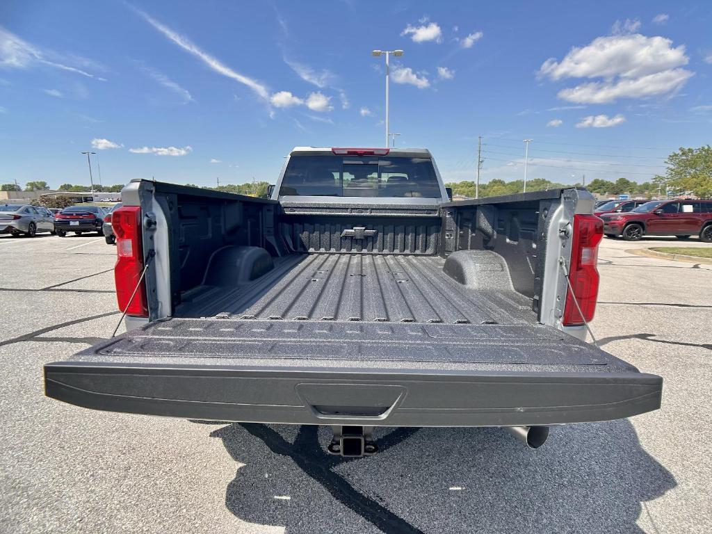 new 2025 Chevrolet Silverado 3500 car