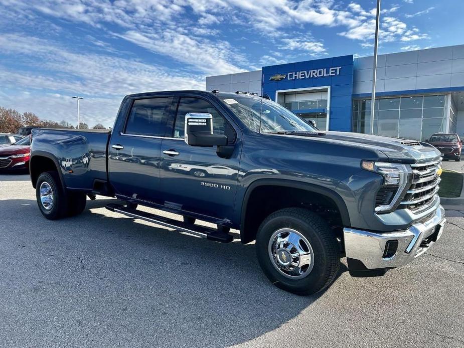 new 2025 Chevrolet Silverado 3500 car, priced at $81,384