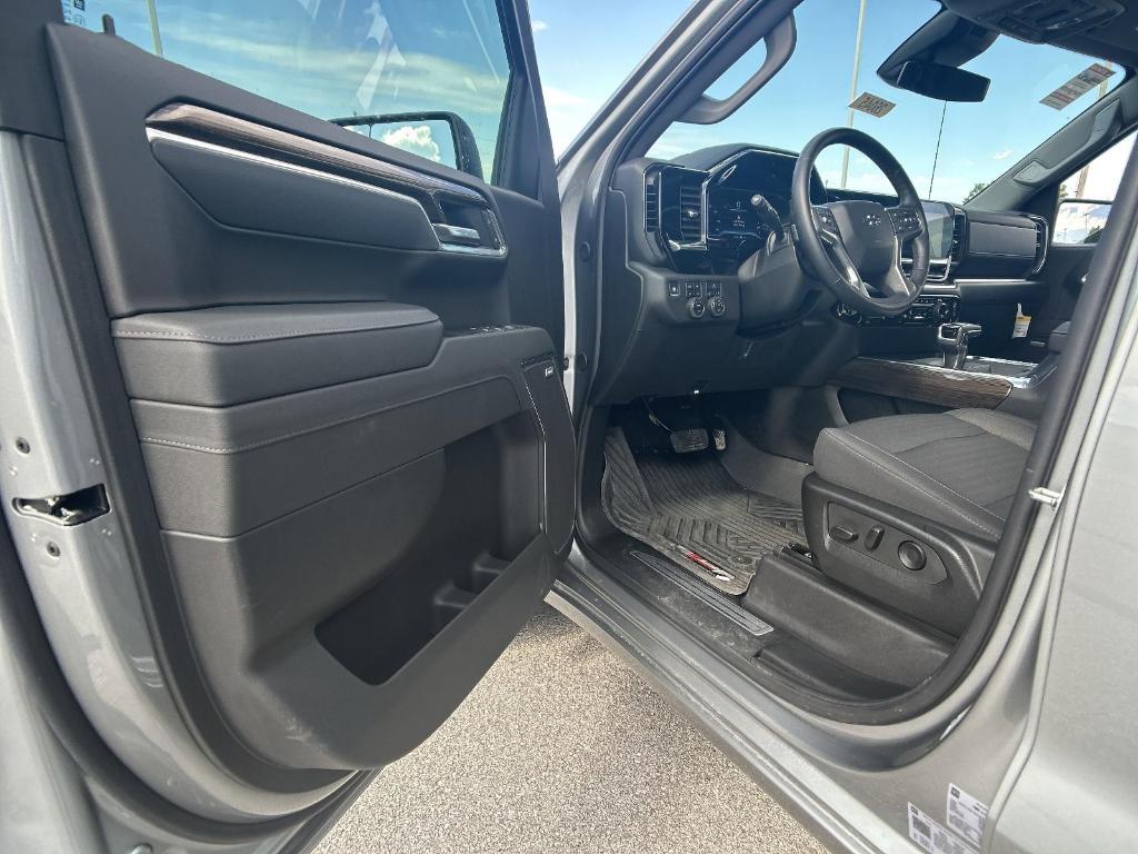 new 2025 Chevrolet Silverado 1500 car, priced at $51,790