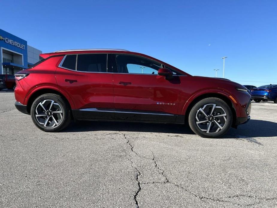 new 2025 Chevrolet Equinox EV car, priced at $43,790