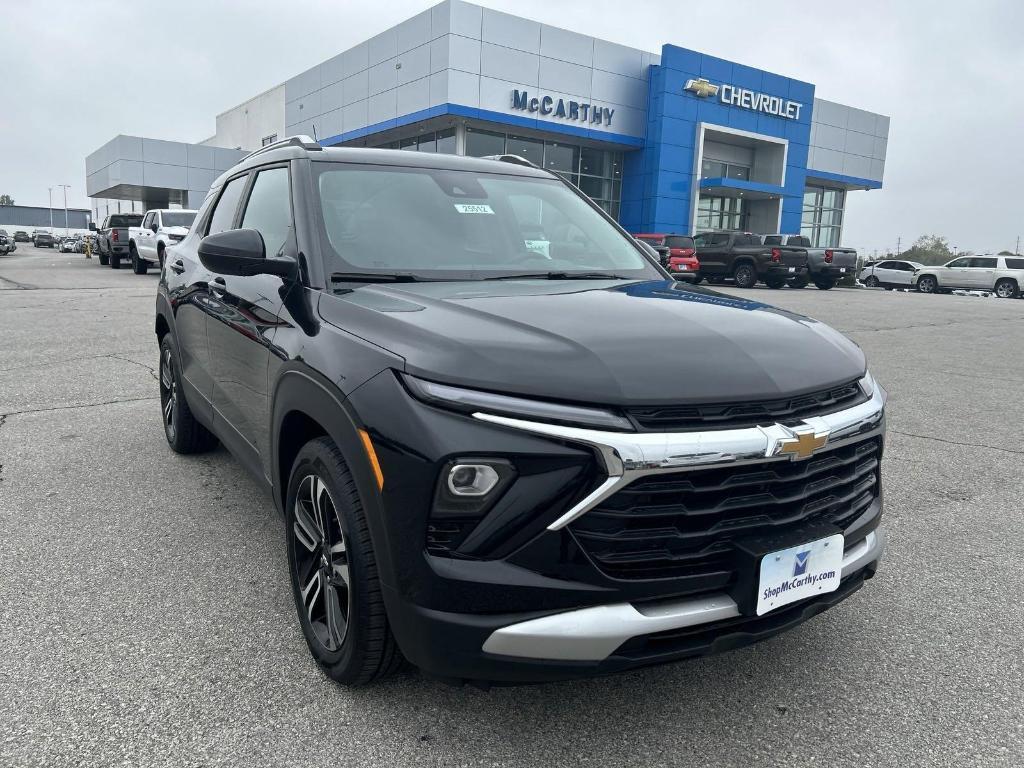 new 2025 Chevrolet TrailBlazer car, priced at $28,860