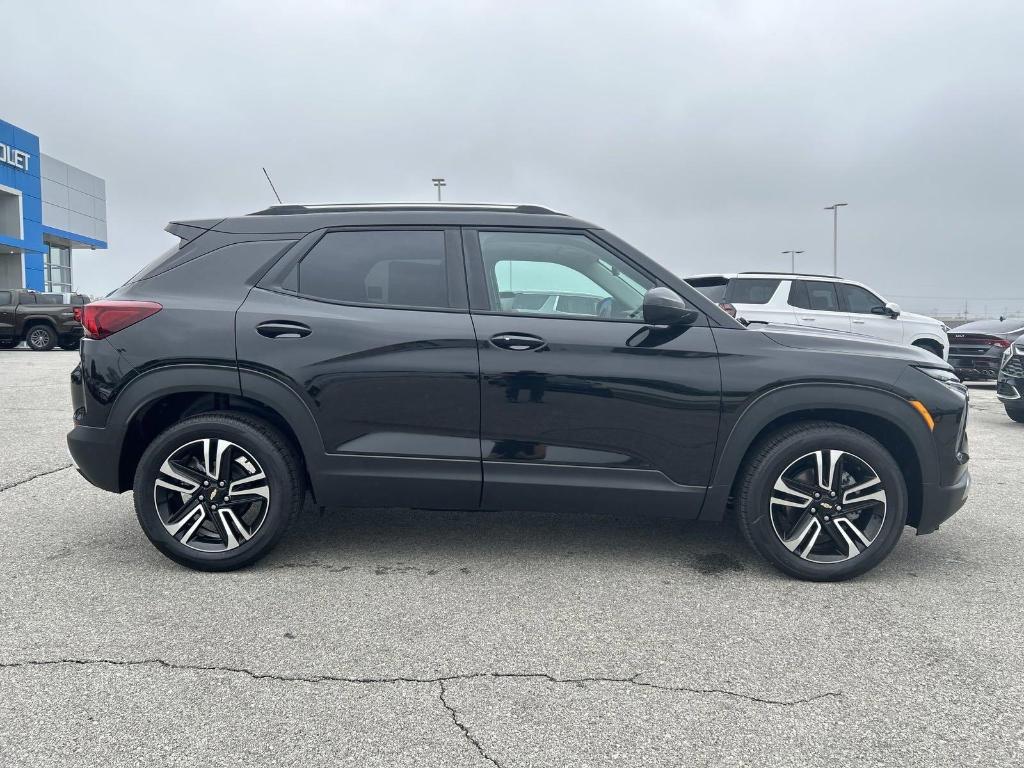 new 2025 Chevrolet TrailBlazer car, priced at $28,860