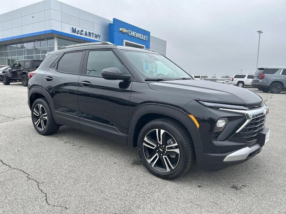 new 2025 Chevrolet TrailBlazer car, priced at $28,860