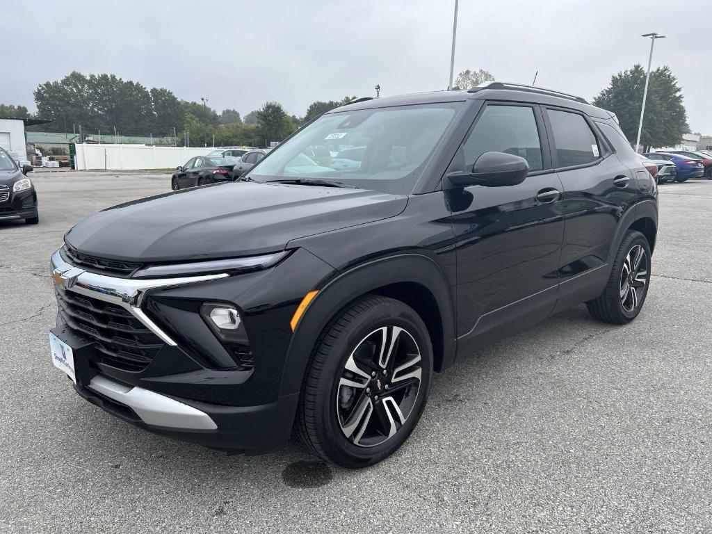 new 2025 Chevrolet TrailBlazer car, priced at $28,860