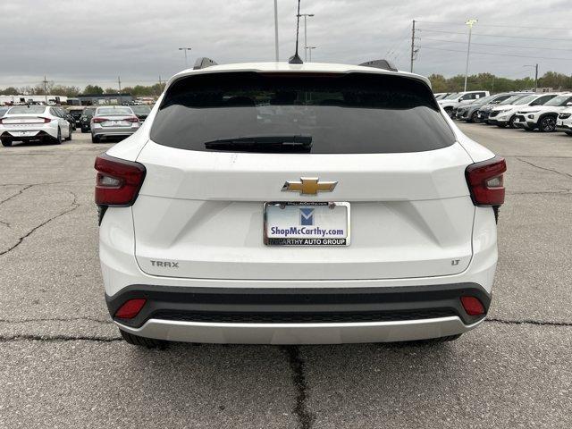 new 2025 Chevrolet Trax car, priced at $25,385