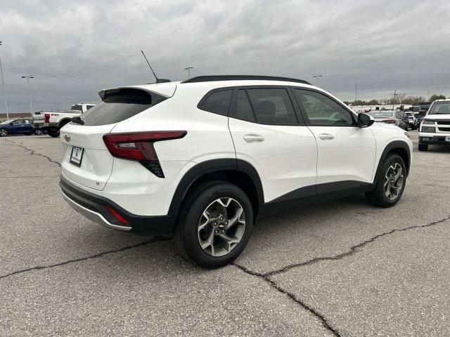 new 2025 Chevrolet Trax car, priced at $25,385