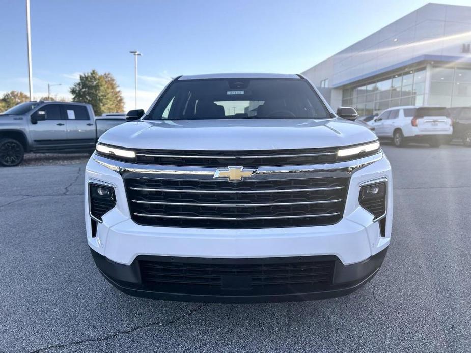 new 2024 Chevrolet Traverse car, priced at $46,640