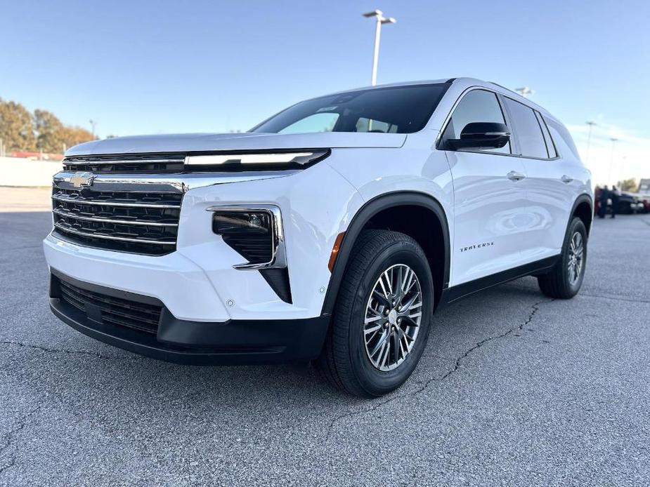 new 2024 Chevrolet Traverse car, priced at $46,640