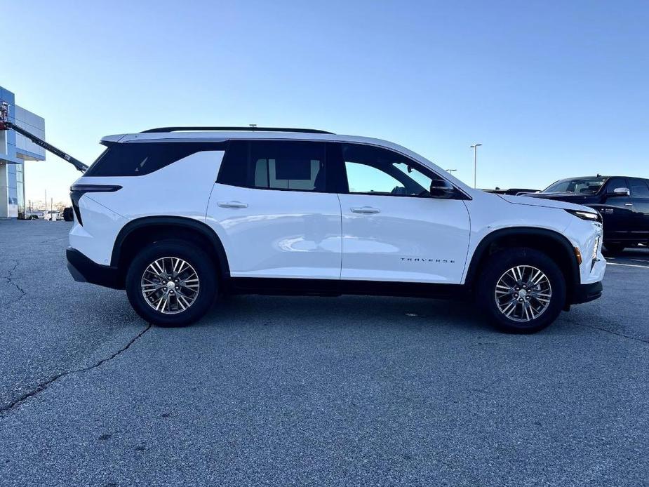 new 2024 Chevrolet Traverse car, priced at $46,640