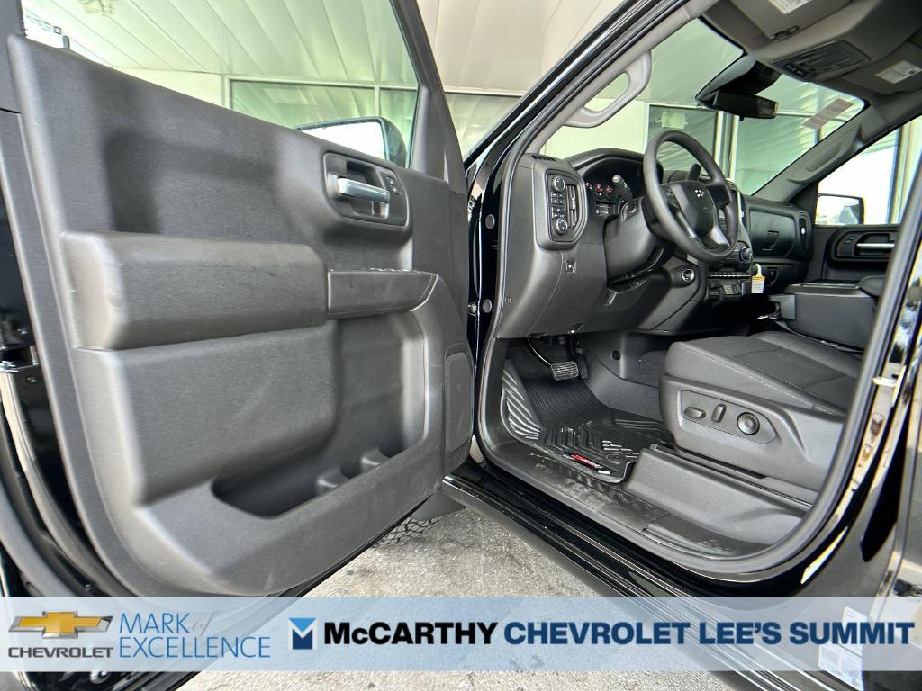 new 2025 Chevrolet Silverado 1500 car, priced at $44,605