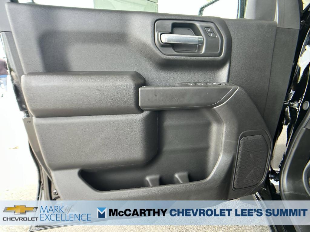 new 2025 Chevrolet Silverado 1500 car, priced at $44,605