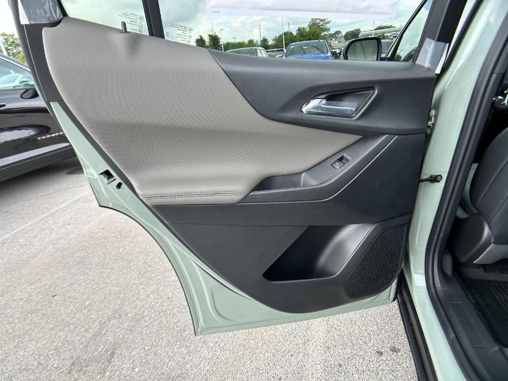 new 2026 Chevrolet Equinox car, priced at $36,335