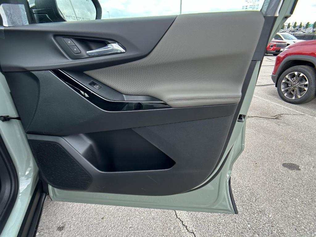 new 2026 Chevrolet Equinox car, priced at $36,335