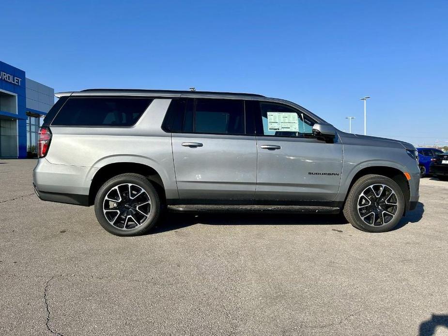 new 2024 Chevrolet Suburban car, priced at $75,305