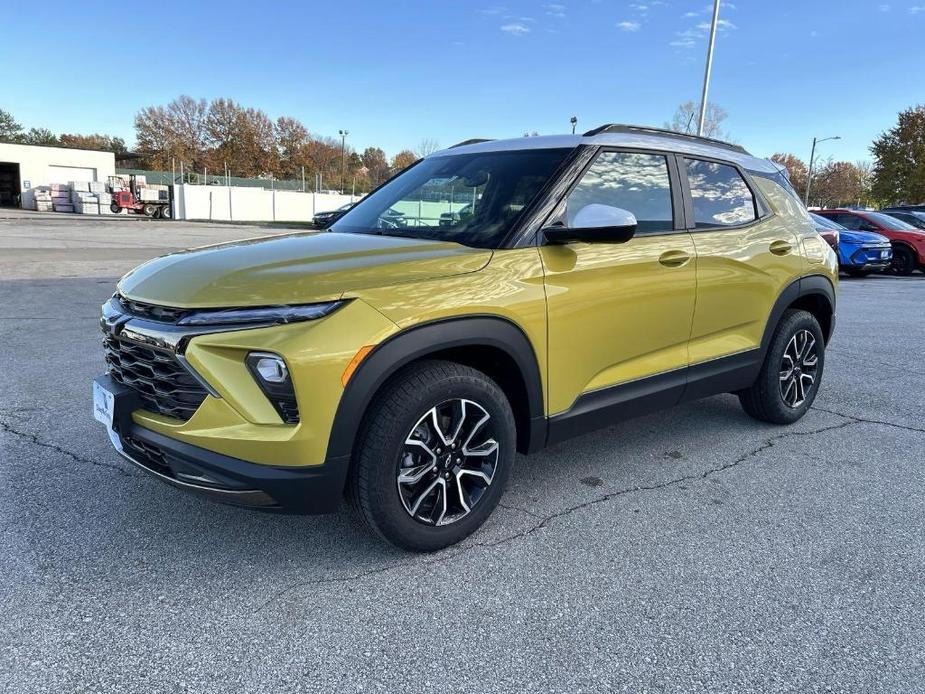 new 2025 Chevrolet TrailBlazer car, priced at $27,980