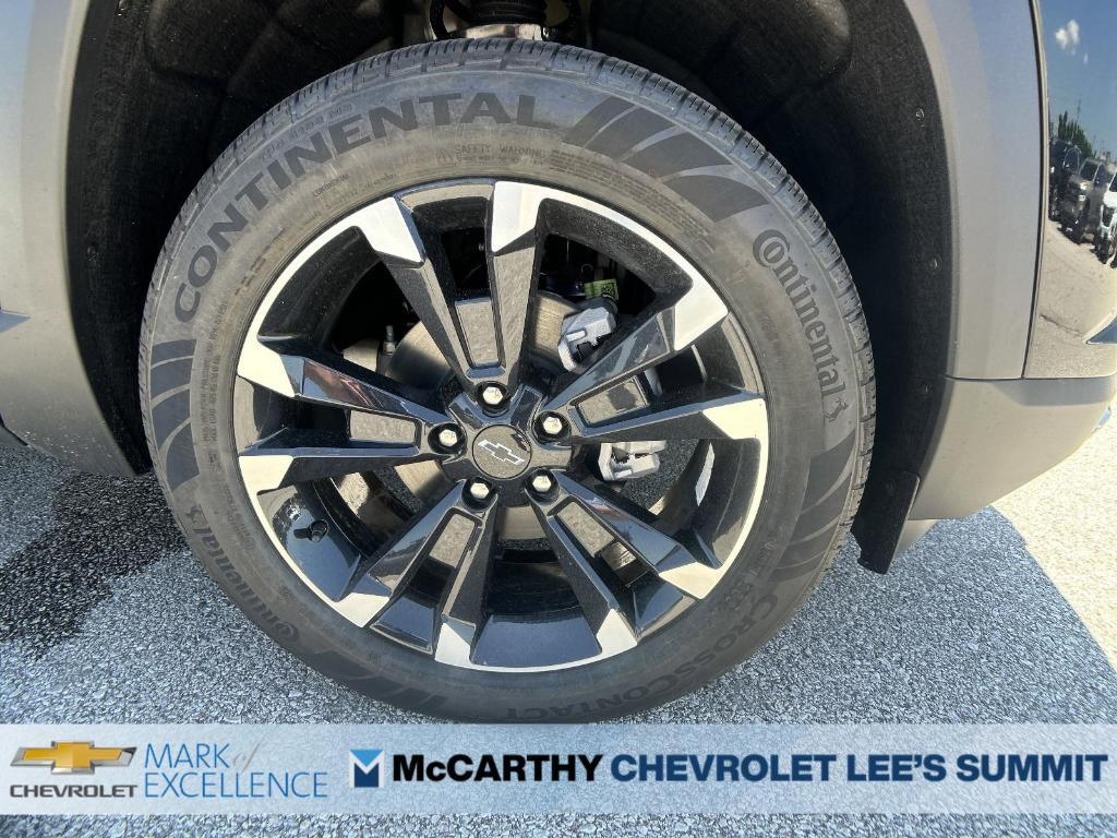 new 2026 Chevrolet Equinox car, priced at $34,660