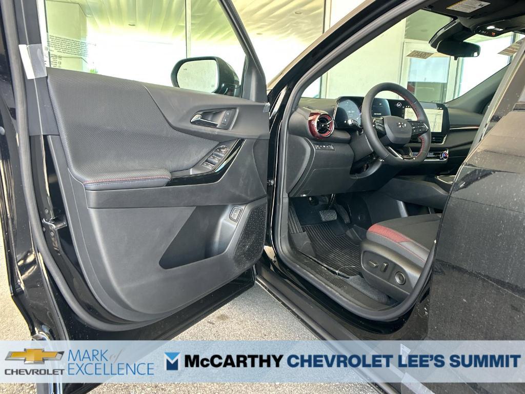 new 2026 Chevrolet Equinox car, priced at $34,660