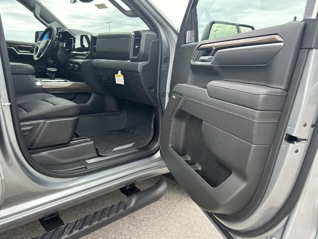 new 2025 Chevrolet Silverado 1500 car, priced at $56,355