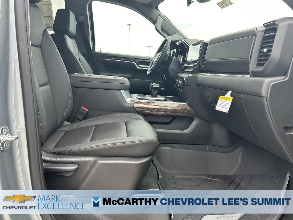 new 2025 Chevrolet Silverado 1500 car, priced at $52,605