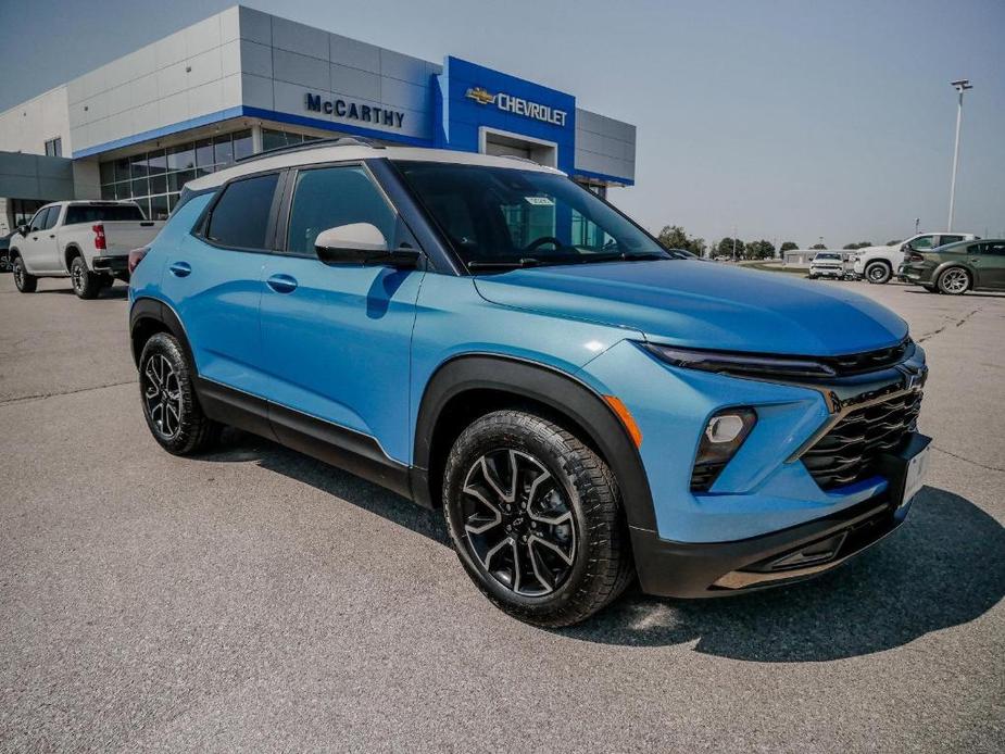 new 2025 Chevrolet TrailBlazer car, priced at $31,023