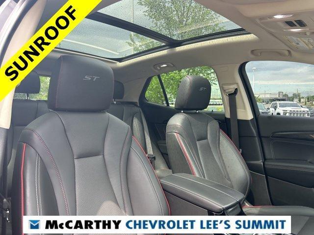 used 2023 Buick Envision car, priced at $30,800