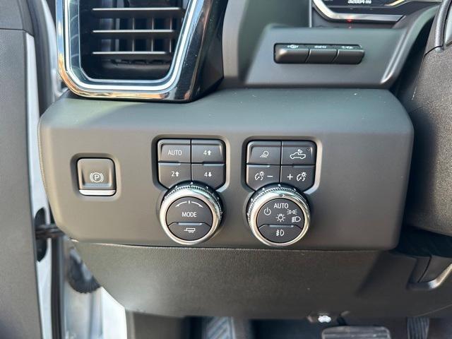 used 2024 GMC Sierra 2500 car, priced at $78,000