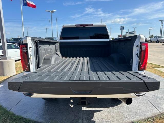 used 2024 GMC Sierra 2500 car, priced at $78,000