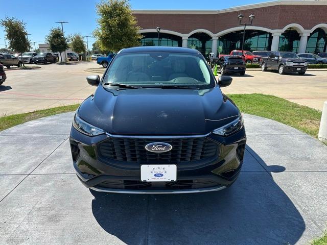 used 2023 Ford Escape car, priced at $24,000