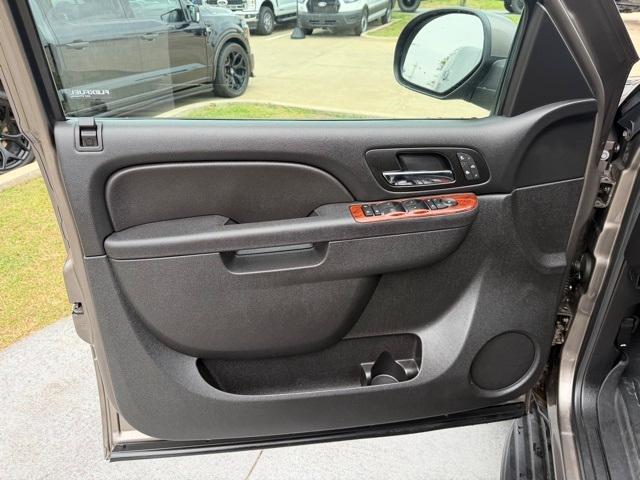 used 2013 GMC Yukon car, priced at $10,500