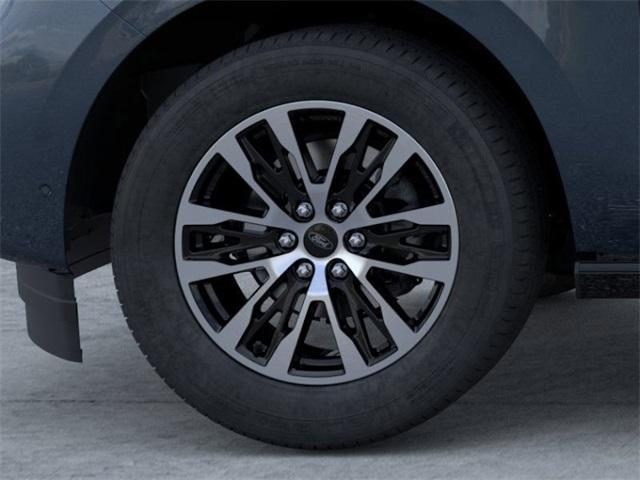 new 2025 Ford Expedition car, priced at $76,440