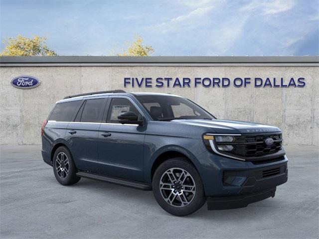 new 2025 Ford Expedition car, priced at $68,605